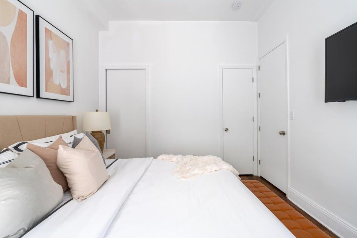 Apartment 91-1d 3br 2baths Duplex With A Private Back Yard - Gym