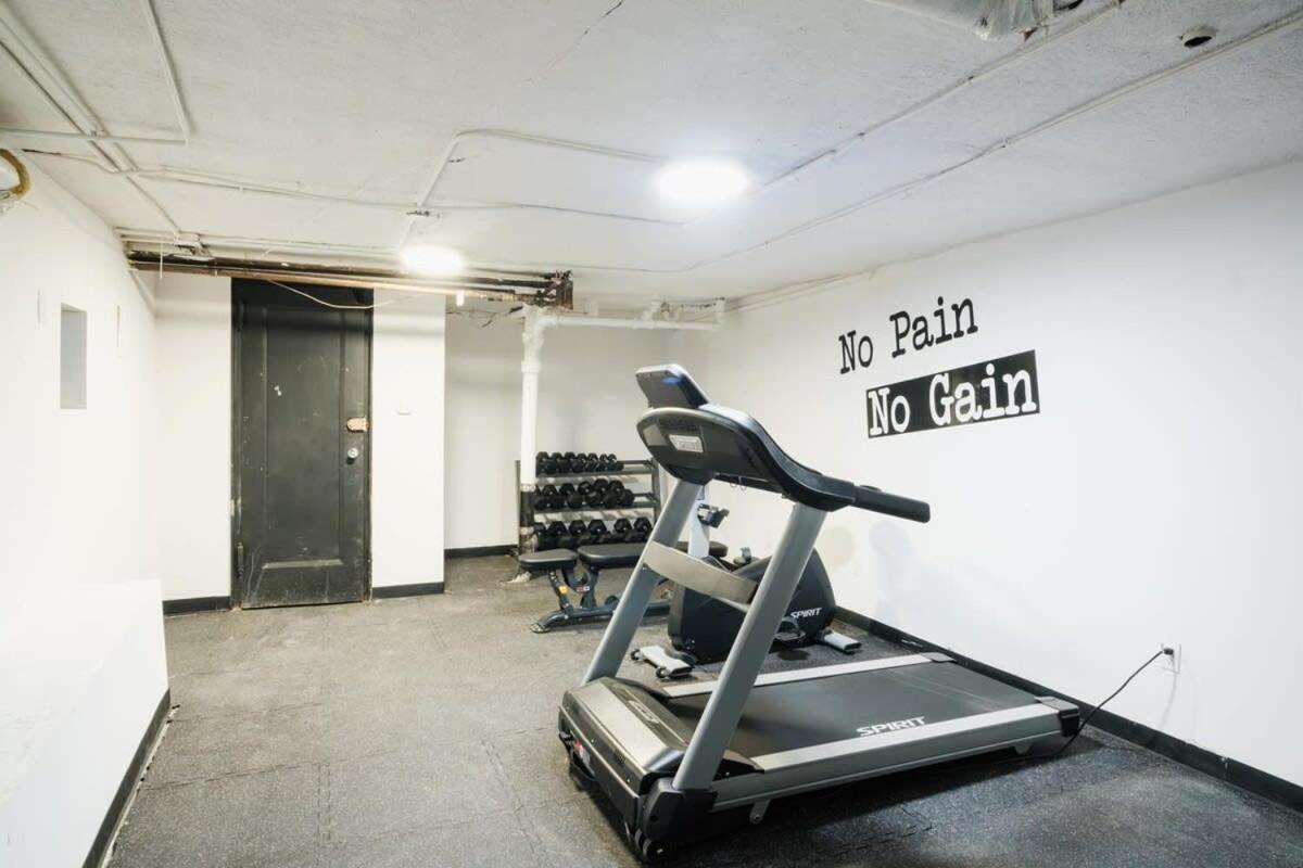 Apartment 91-1d 3br 2baths Duplex With A Private Back Yard - Gym New York