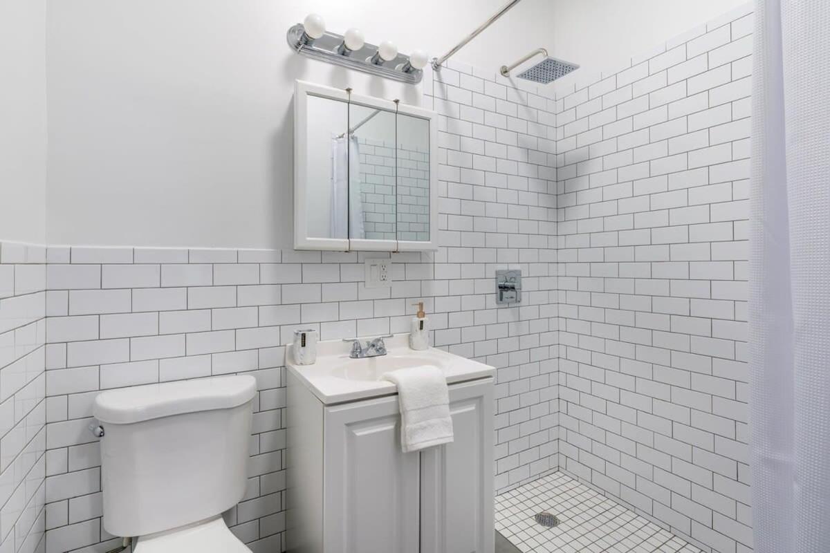 91-1d 3br 2baths Duplex With A Private Back Yard - Gym