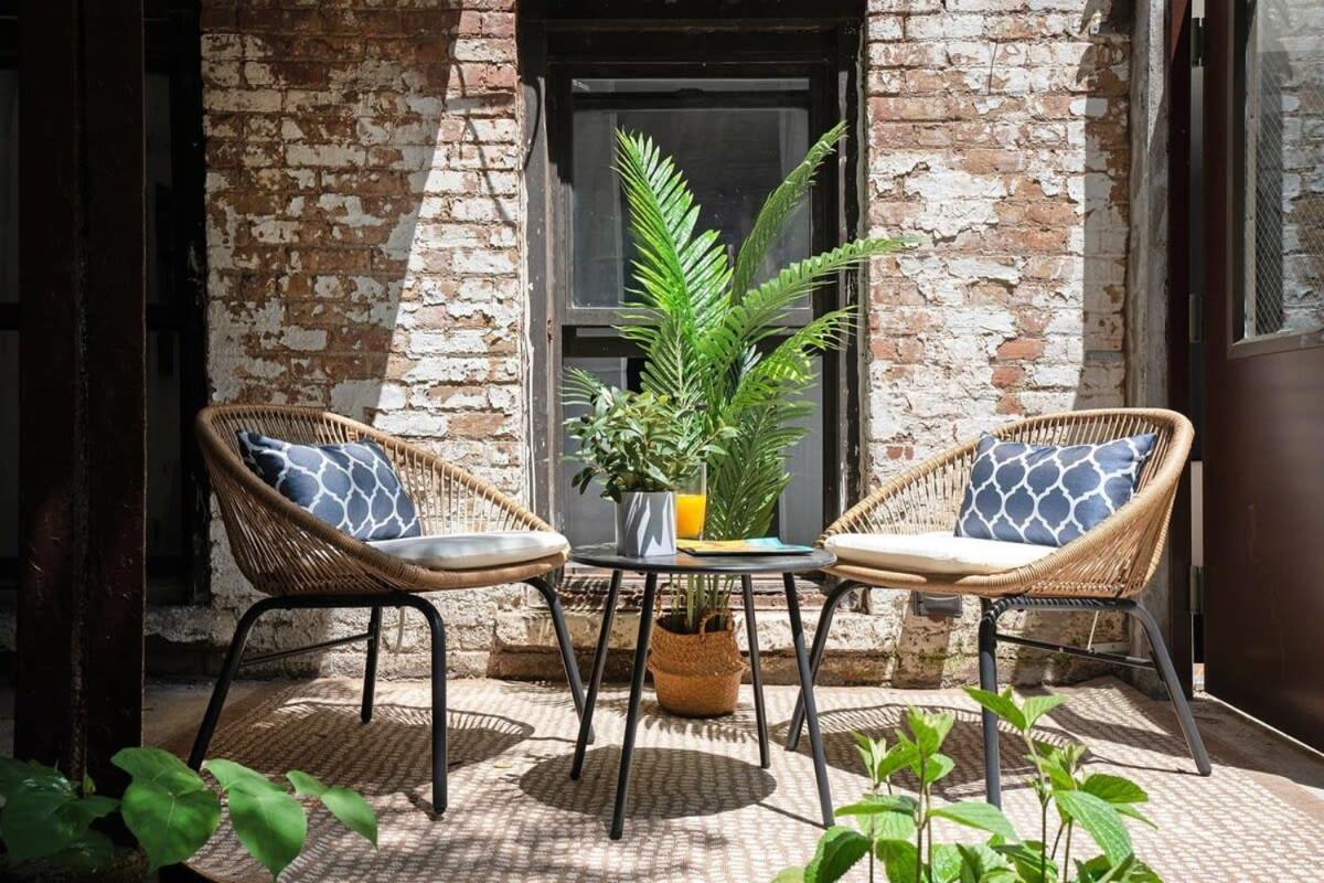Apartment 91-1d 3br 2baths Duplex With A Private Back Yard - Gym